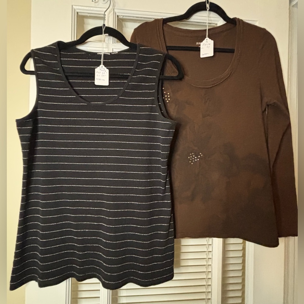 Medium Bundle of 2 Tops